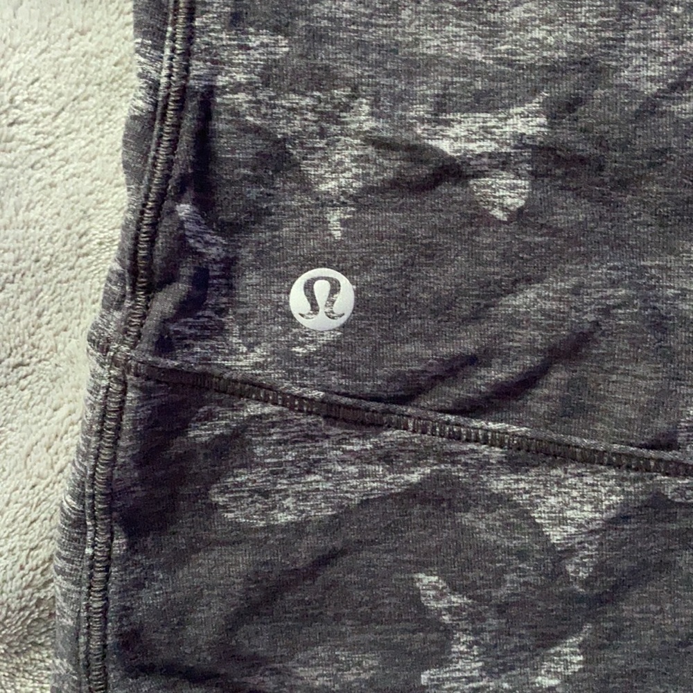 Lululemon Pullover - image 3